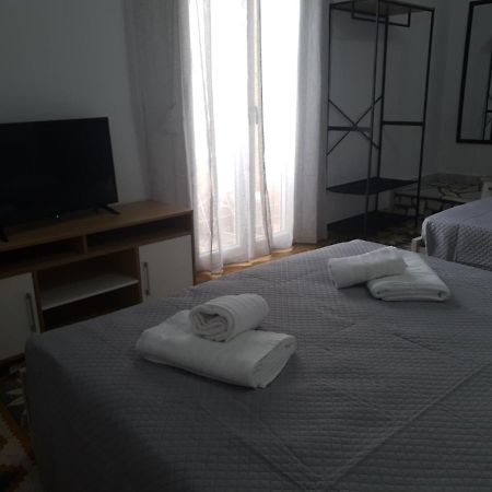 Callisto Room 4 埃尔莫波利斯 外观 照片