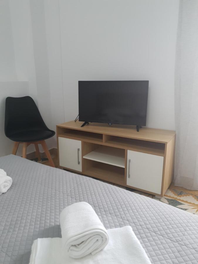 Callisto Room 4 埃尔莫波利斯 外观 照片